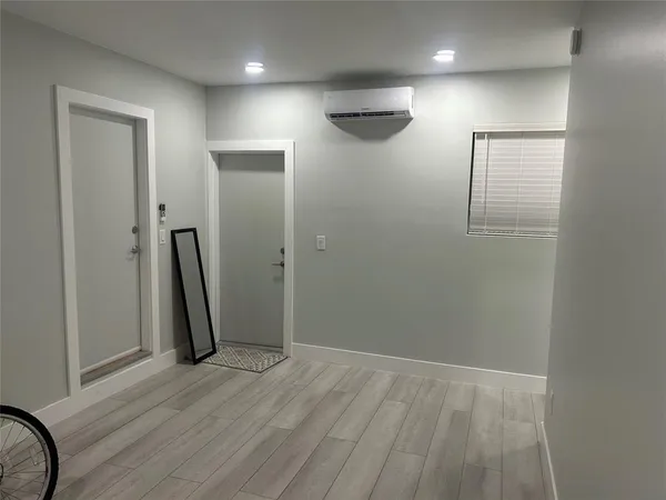$1,500 | Undisclosed Address, Royal Palm Beach, FL 33411