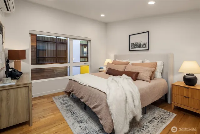 $824,950 | 9709 Roosevelt Way Northeast, Unit A, Seattle, WA 98115