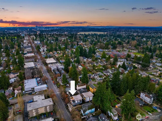 $824,950 | 9709 Roosevelt Way Northeast, Unit A, Seattle, WA 98115