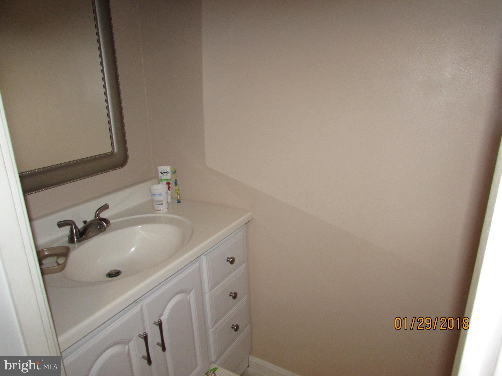 1675 Ridgely Court Crofton, MD 21114 - Photo 16 of 19 Bath