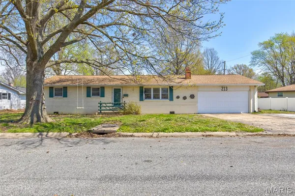 $160,000 | 213 Utah Place, Bethalto, IL 62010