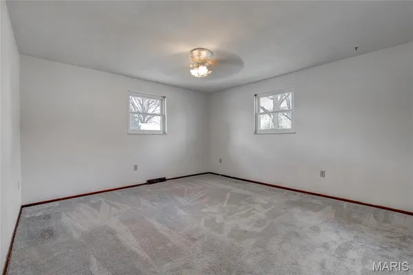 $160,000 | 213 Utah Place, Bethalto, IL 62010