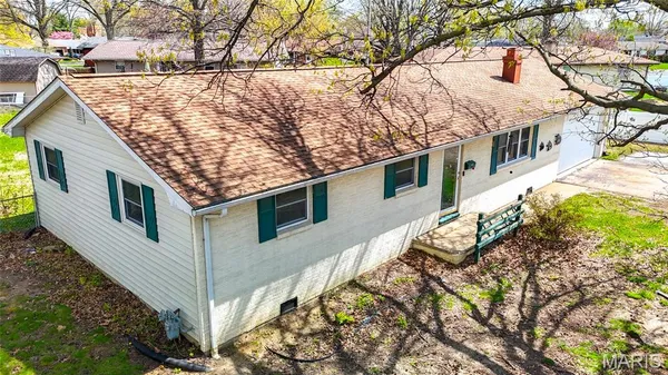$160,000 | 213 Utah Place, Bethalto, IL 62010