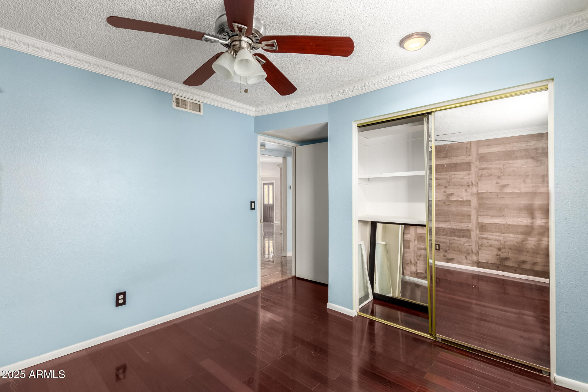 3135 West Echo Lane Phoenix, AZ 85051 - Photo 13 of 22 19-Echo