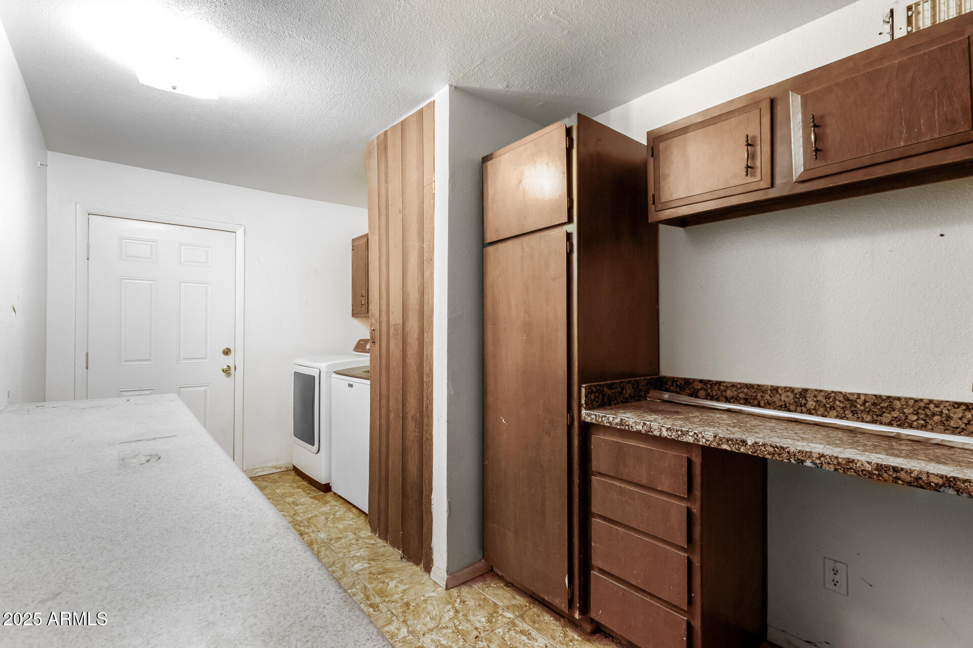 3135 West Echo Lane Phoenix, AZ 85051 - Photo 17 of 22 21-Echo