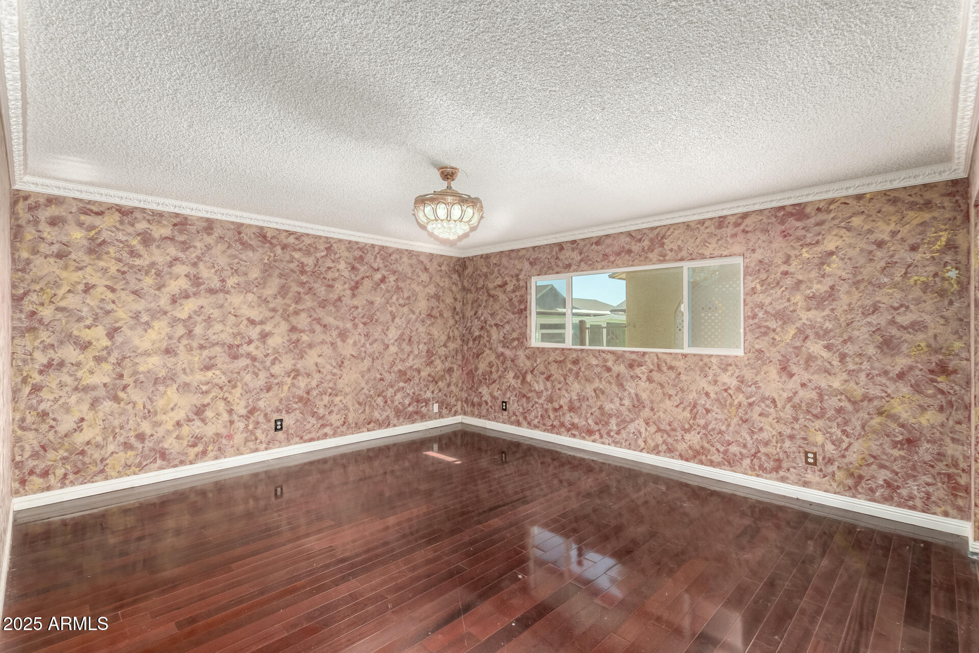 3135 West Echo Lane Phoenix, AZ 85051 - Photo 8 of 22 16-Echo