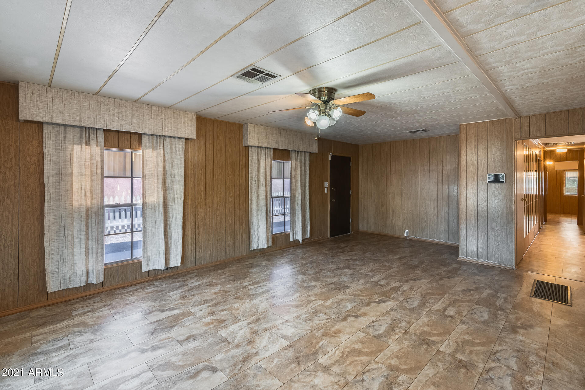 6617 West Hatcher Road Glendale, AZ 85302 - Photo 2 of 30 8