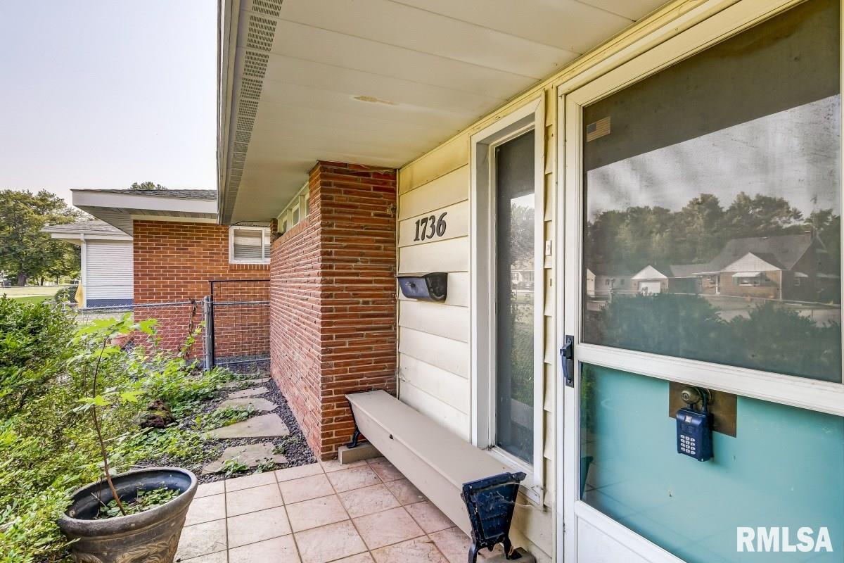 1736 Reed Avenue Springfield, IL 62704 - Photo 35 of 36 Gallery Image 35