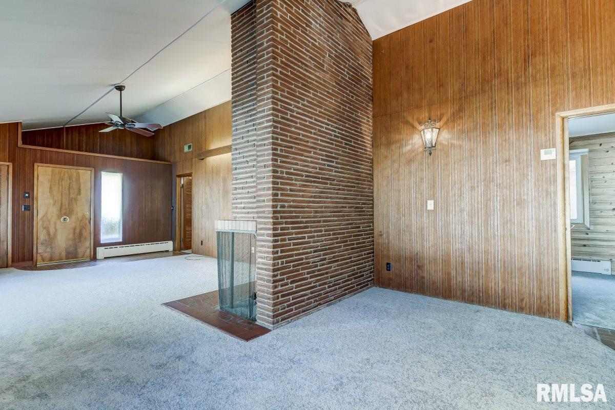 1736 Reed Avenue Springfield, IL 62704 - Photo 7 of 36 Gallery Image 7