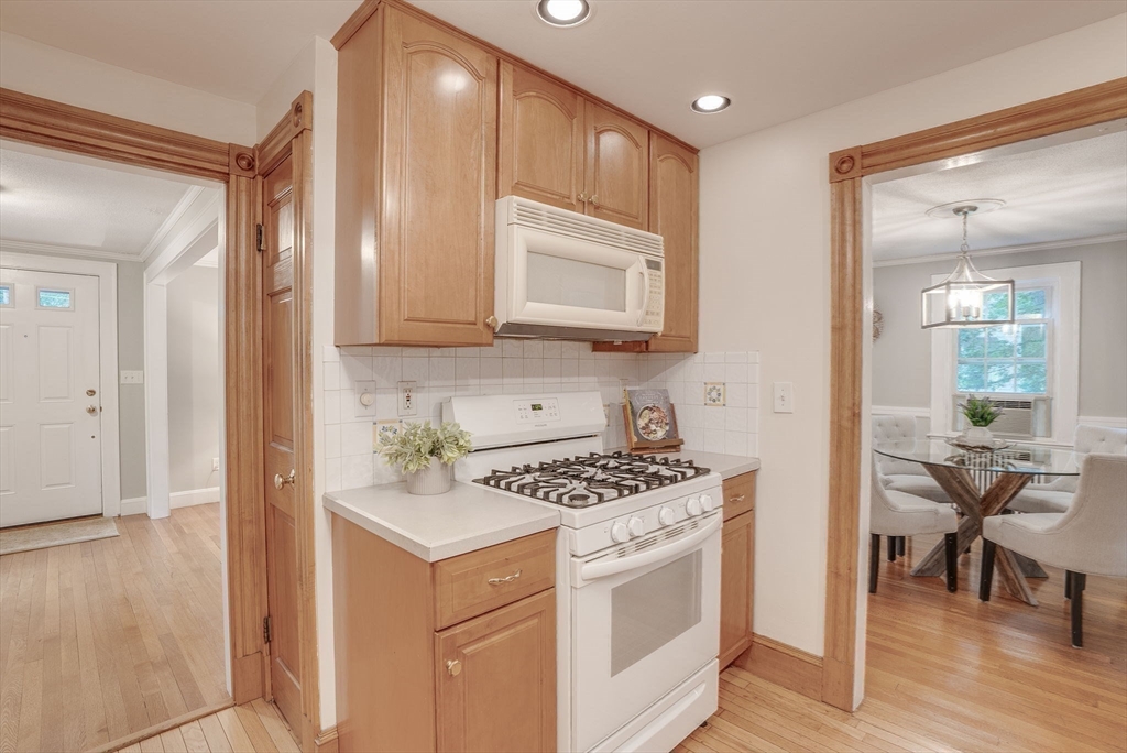 16 Fairmount Road Reading, MA 01867 - Photo 13 of 25 Gallery Image 13