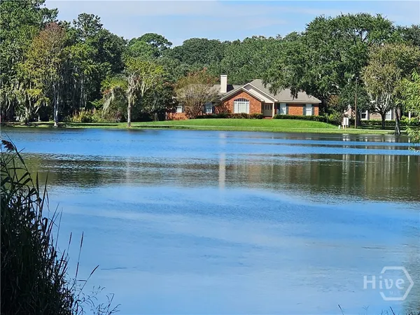 $525,000 | 127 Lake Shore Drive, Savannah, GA 31419