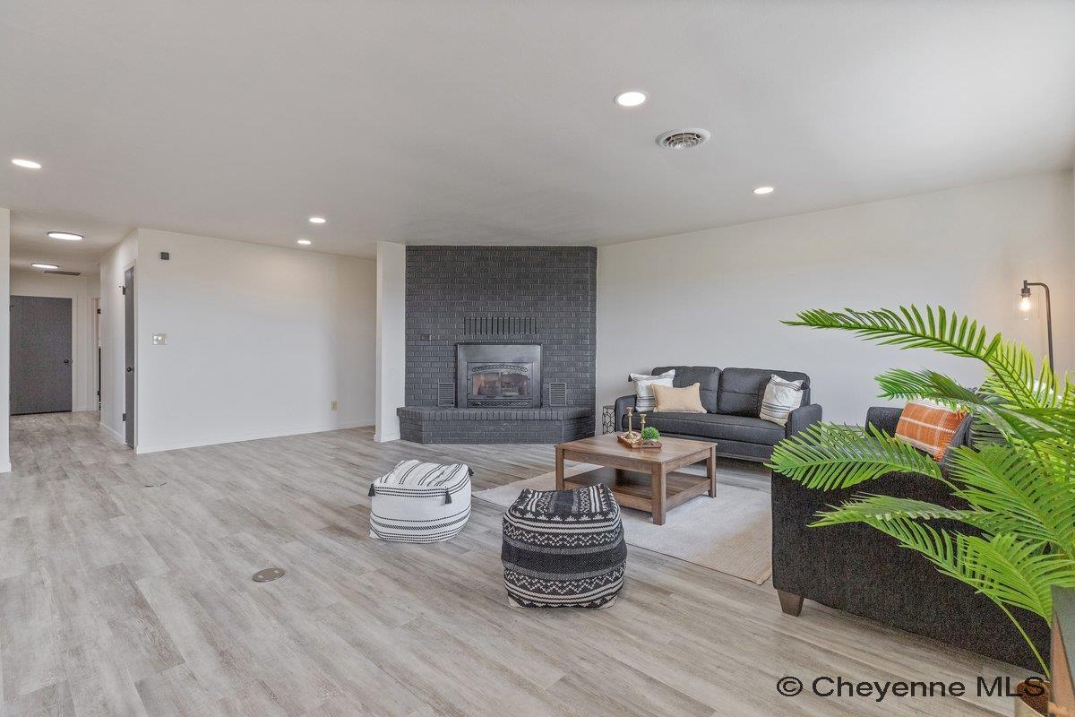 8012 Bobcat Road Cheyenne, WY 82009 - Photo 10 of 36 Gallery Image 10