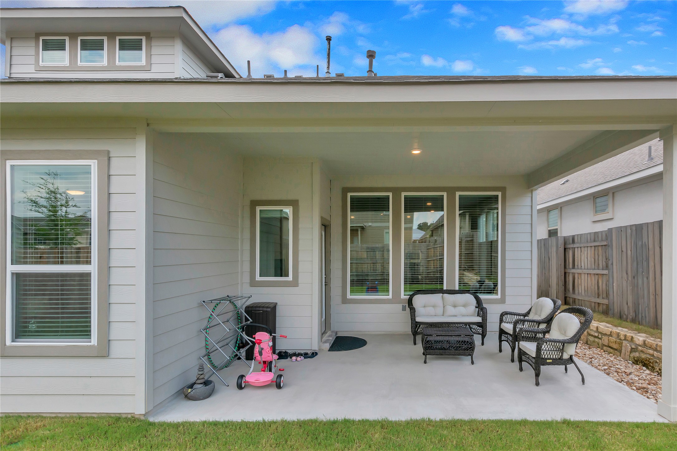 563 Saturnia Drive Georgetown, TX 78628 - Photo 27 of 29 a garden view with a seating space