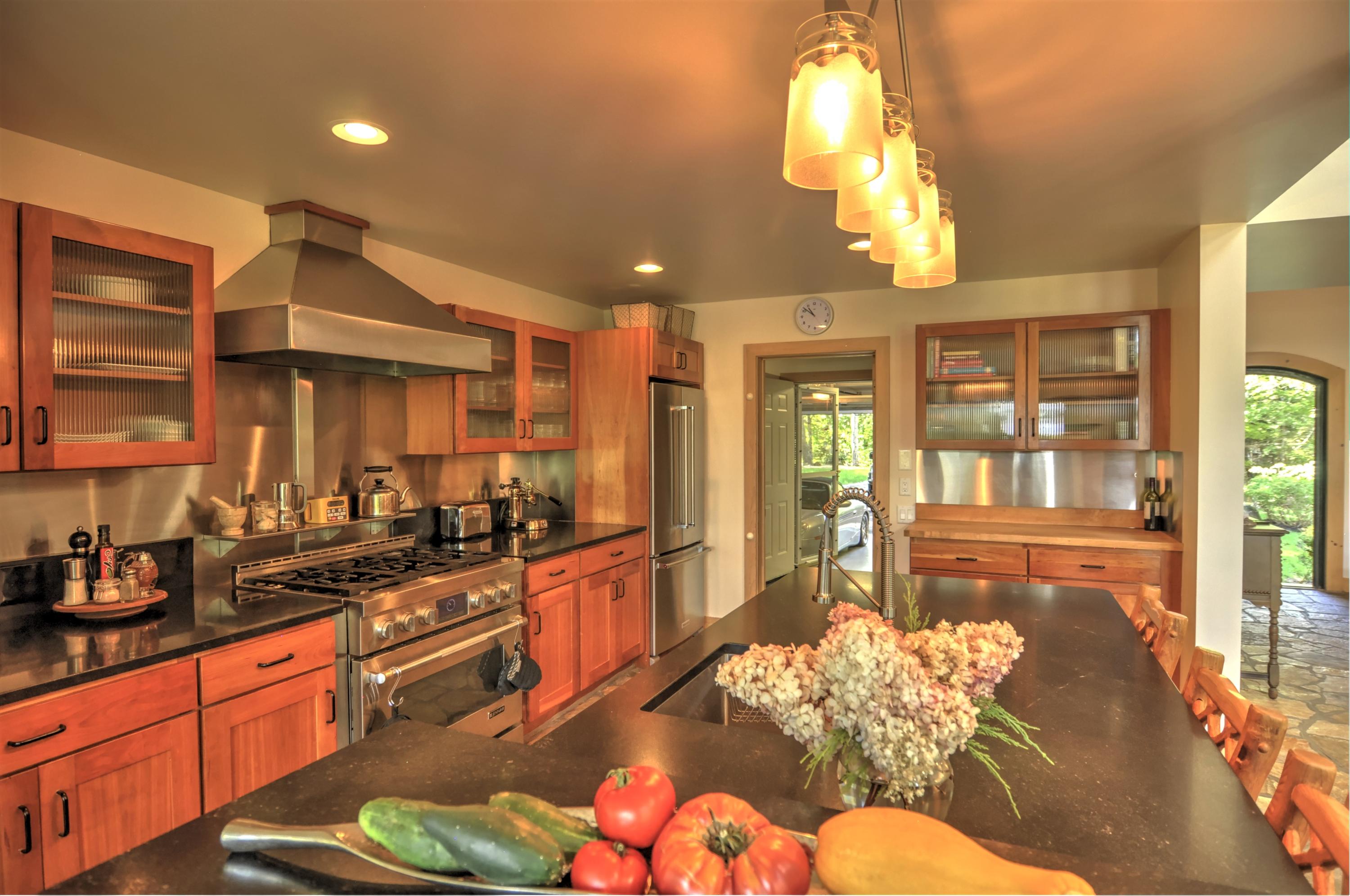 94 Meadow Cove Road East Boothbay, ME 04544 - Photo 14 of 34 15Kitchen 4