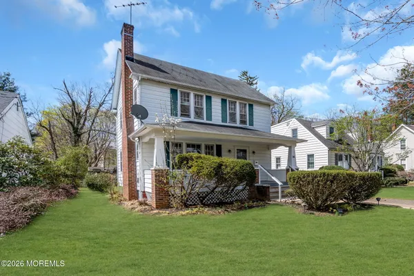 $450,000 | 96 Court Street, Freehold, NJ 07728