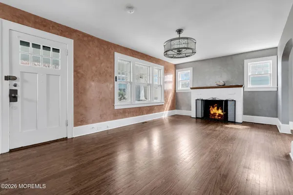 $450,000 | 96 Court Street, Freehold, NJ 07728
