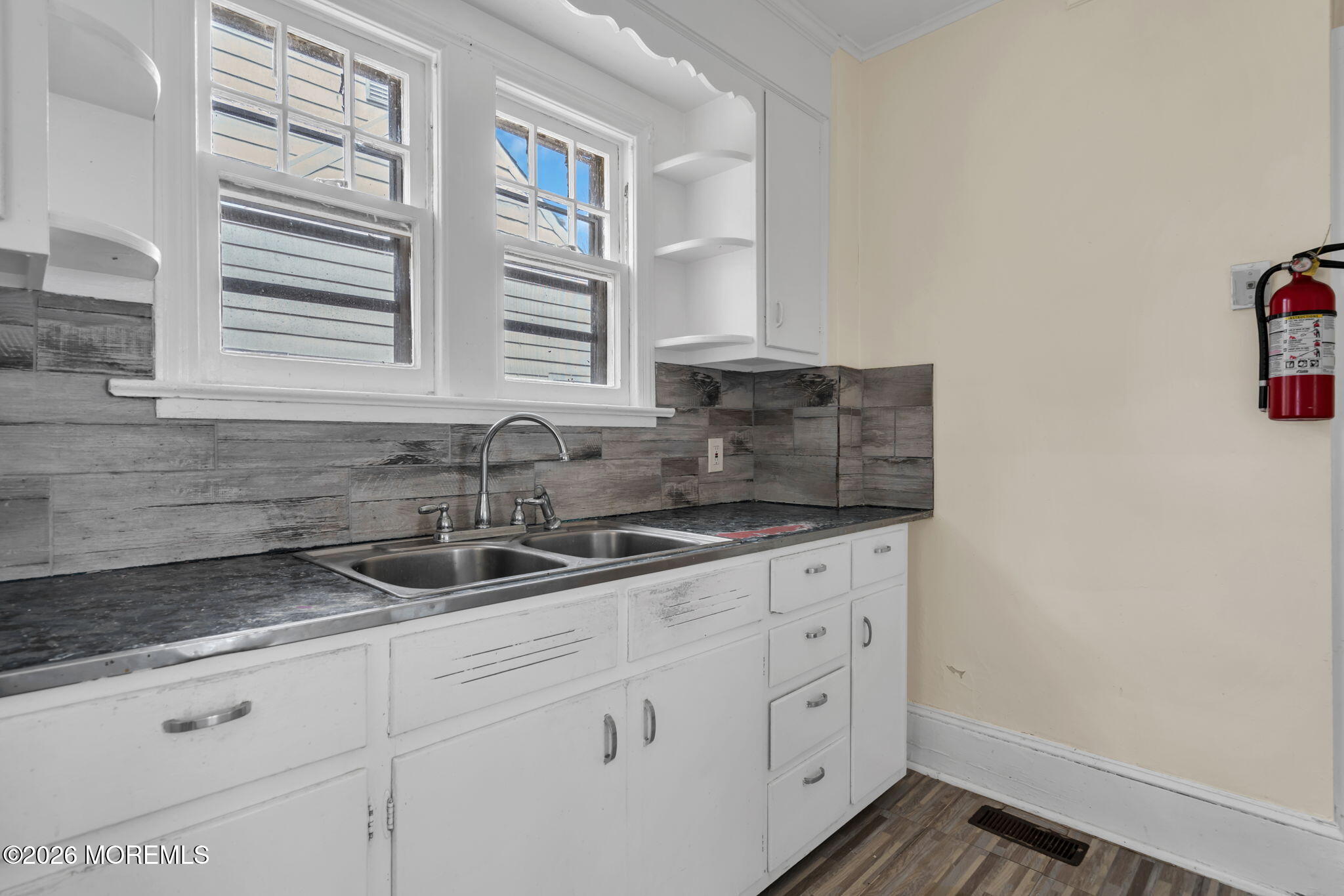 96 Court Street Freehold, NJ 07728 - Photo 27 of 59 26-web-or-mls-DSC04580