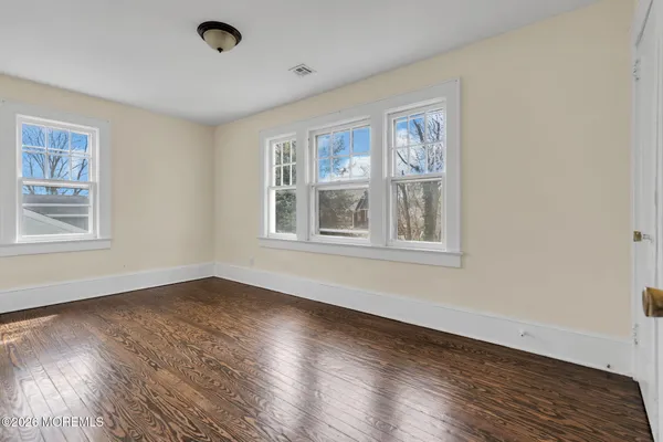 $450,000 | 96 Court Street, Freehold, NJ 07728