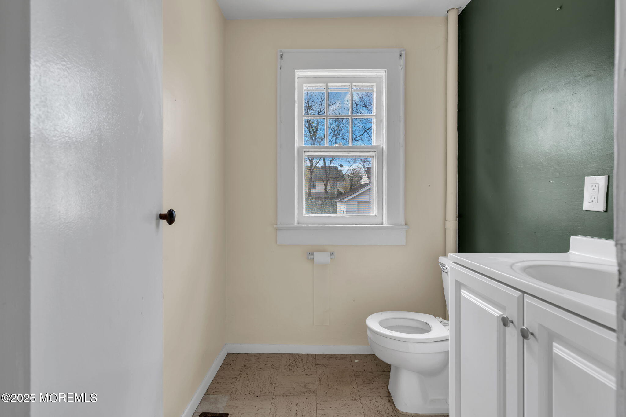 96 Court Street Freehold, NJ 07728 - Photo 37 of 59 28-web-or-mls-DSC04590