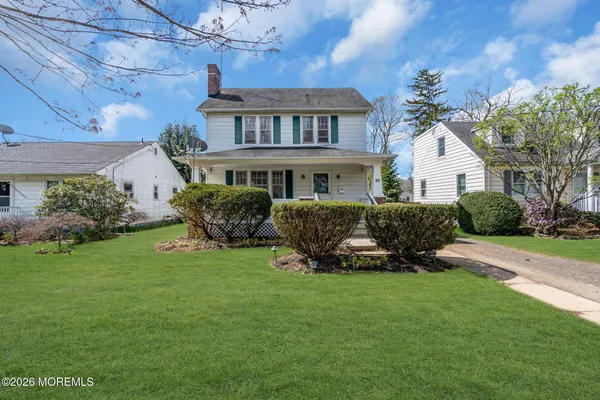 $450,000 | 96 Court Street, Freehold, NJ 07728