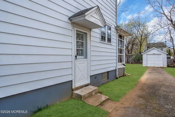 $450,000 | 96 Court Street, Freehold, NJ 07728