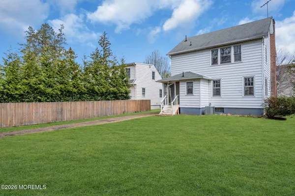 $450,000 | 96 Court Street, Freehold, NJ 07728