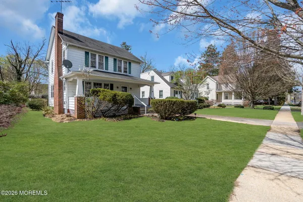$450,000 | 96 Court Street, Freehold, NJ 07728