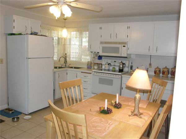 4 South Point Road Webster, MA 01570 - Photo 11 of 30 Gallery Image 11