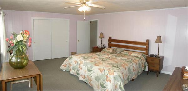 4 South Point Road Webster, MA 01570 - Photo 18 of 30 Gallery Image 18
