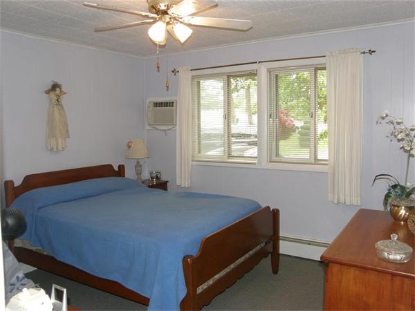 4 South Point Road Webster, MA 01570 - Photo 19 of 30 Gallery Image 19