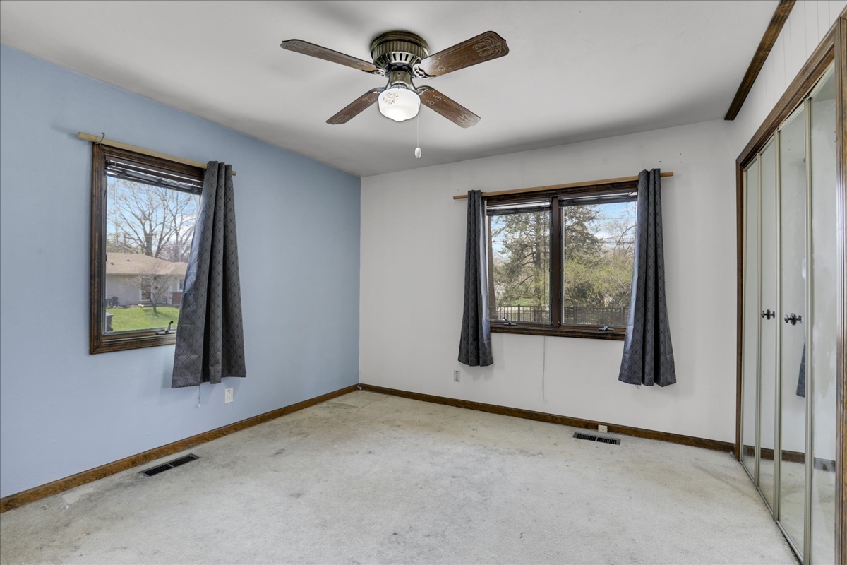 1205 Grant Place Urbana, IL 61801 - Photo 11 of 24