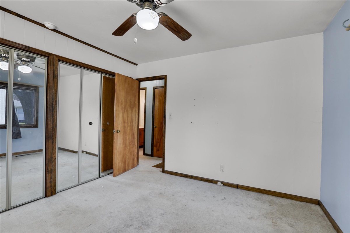 1205 Grant Place Urbana, IL 61801 - Photo 12 of 24