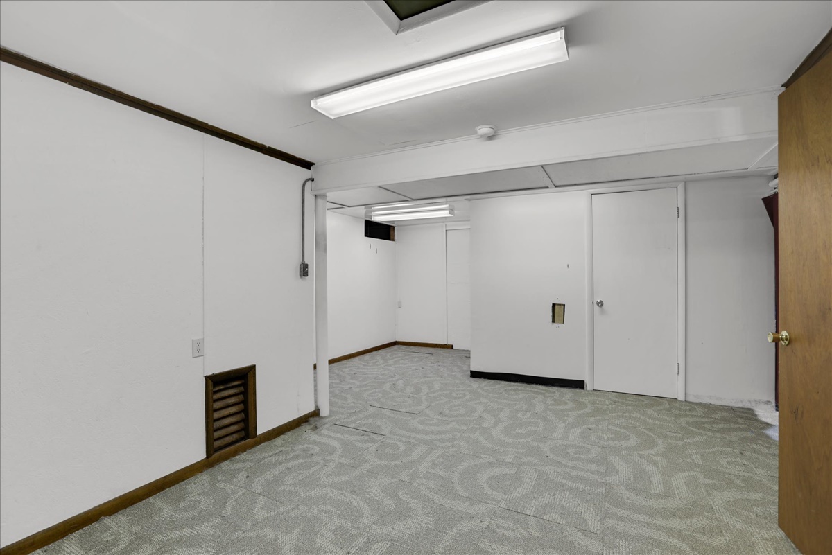 1205 Grant Place Urbana, IL 61801 - Photo 17 of 24