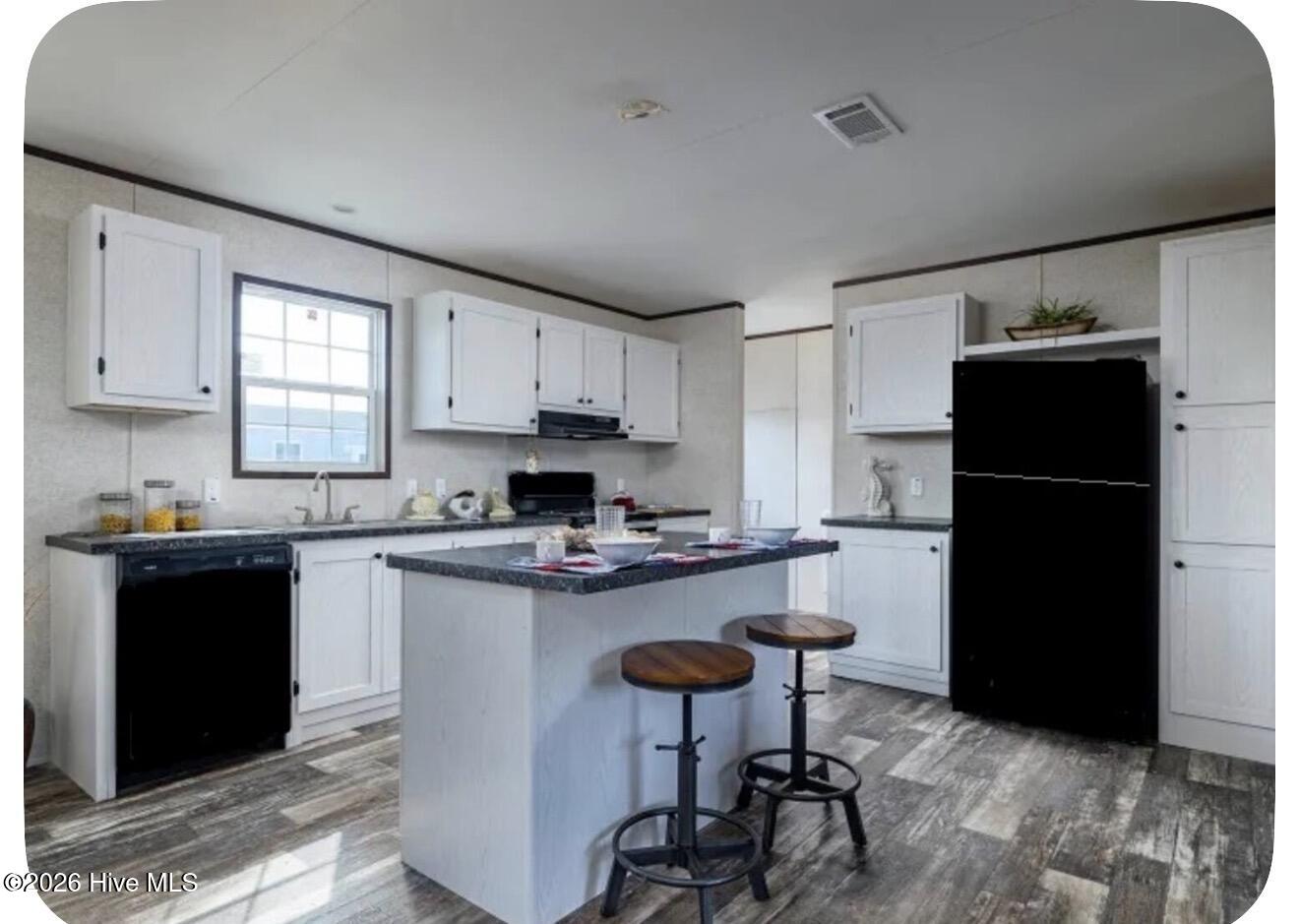 202 Gray Road Newport, NC 28570 - Photo 3 of 9 Gallery Image 3