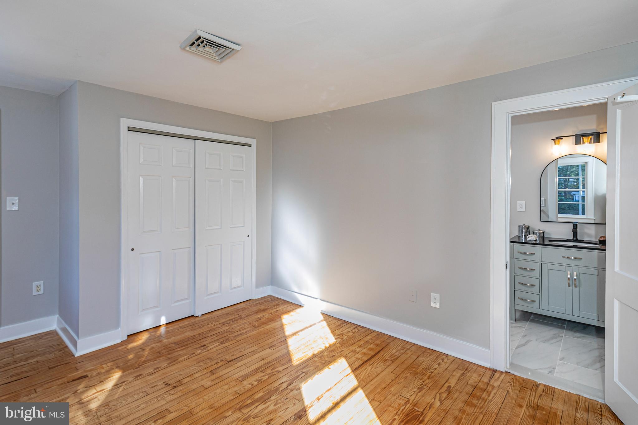 7 Eglantine Avenue Pennington, NJ 08534 - Photo 23 of 43 Primary Bedroom