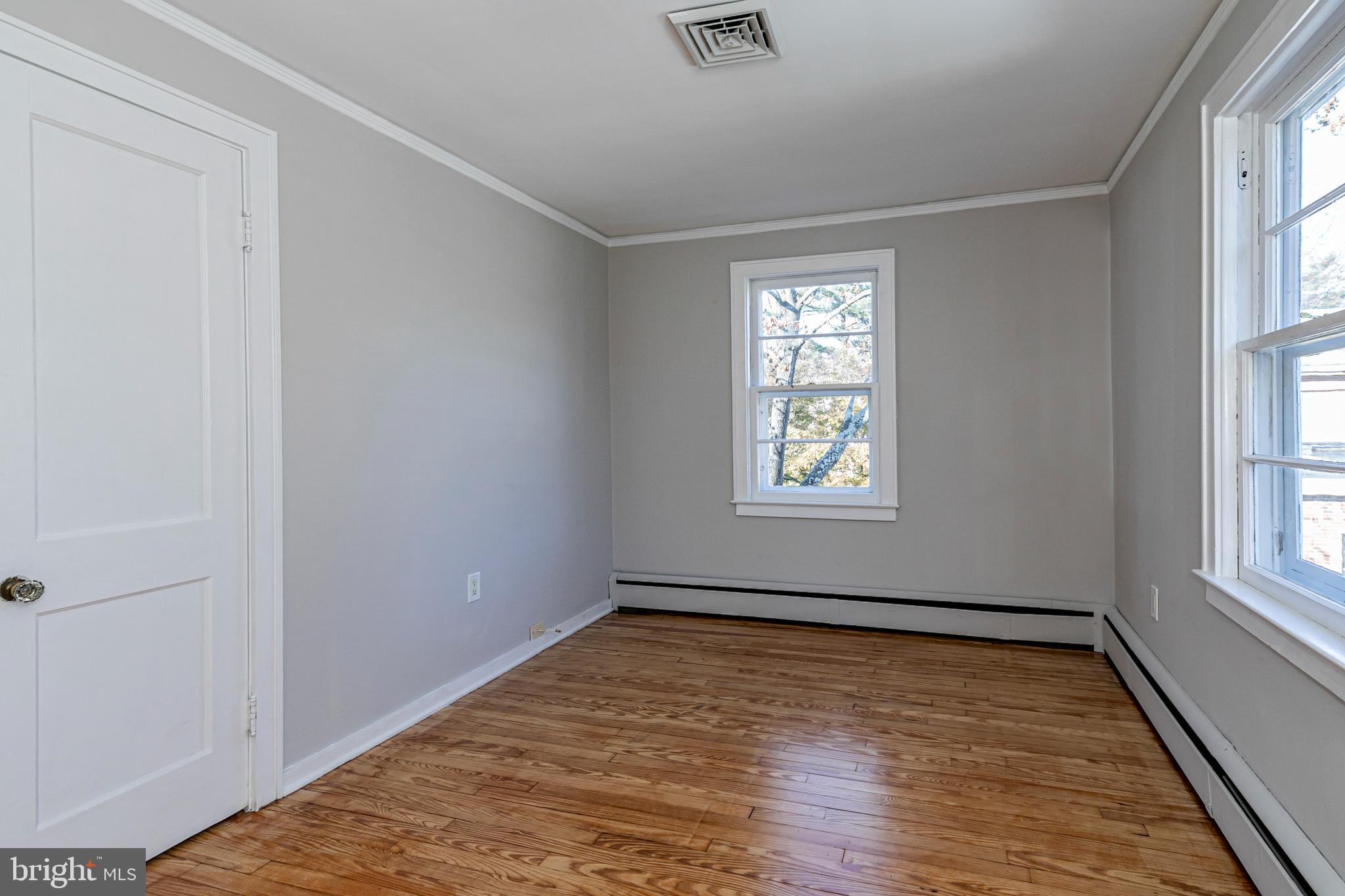 7 Eglantine Avenue Pennington, NJ 08534 - Photo 28 of 43 Bedroom 2