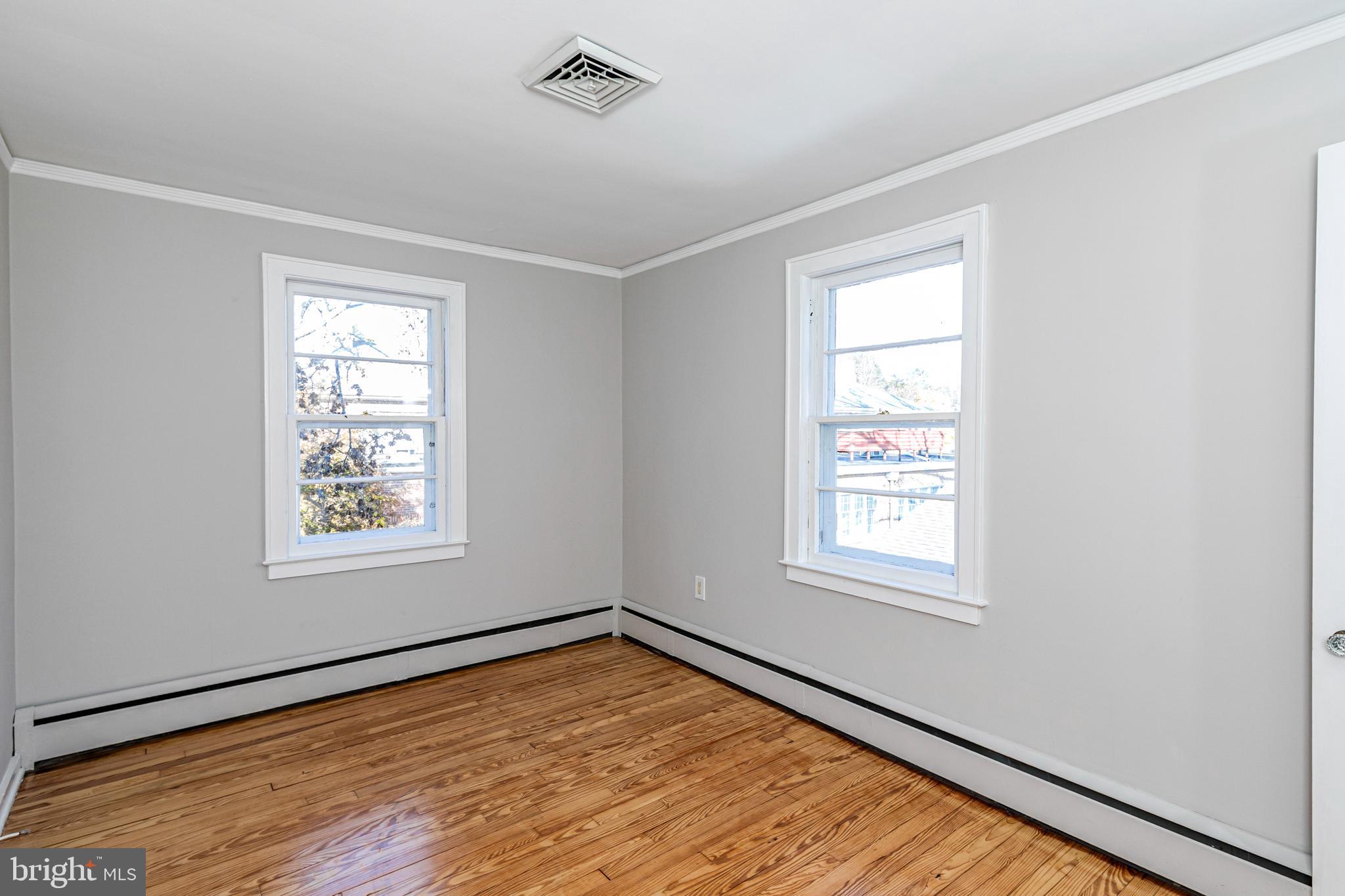 7 Eglantine Avenue Pennington, NJ 08534 - Photo 29 of 43 Bedroom 3