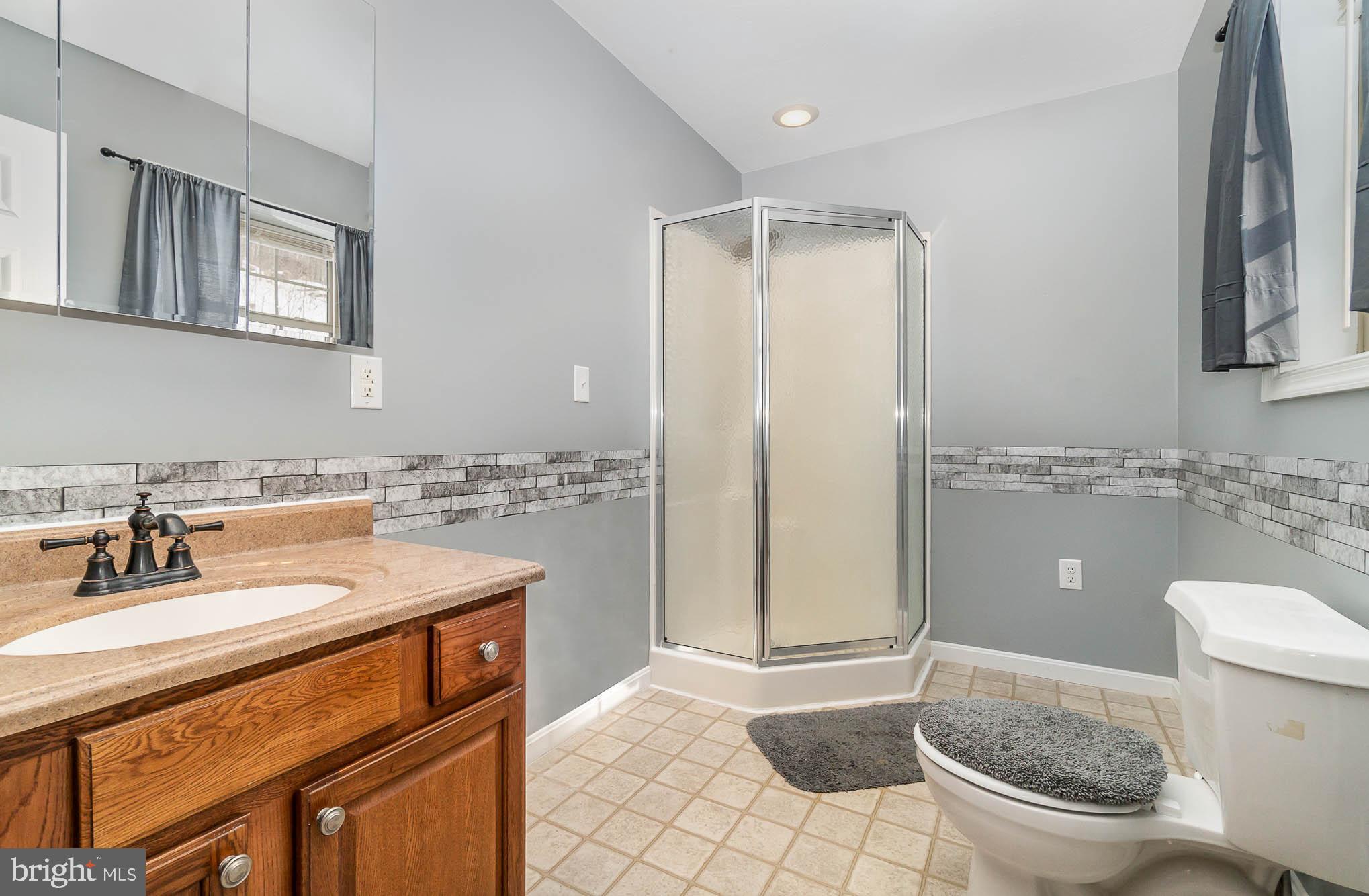 7703 Gnatstown Road Hanover, PA 17331 - Photo 15 of 41