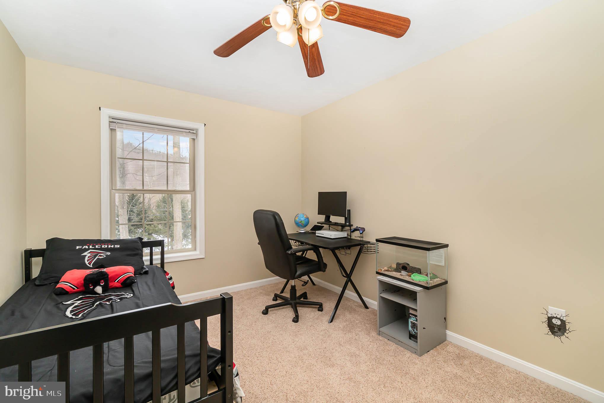 7703 Gnatstown Road Hanover, PA 17331 - Photo 16 of 41