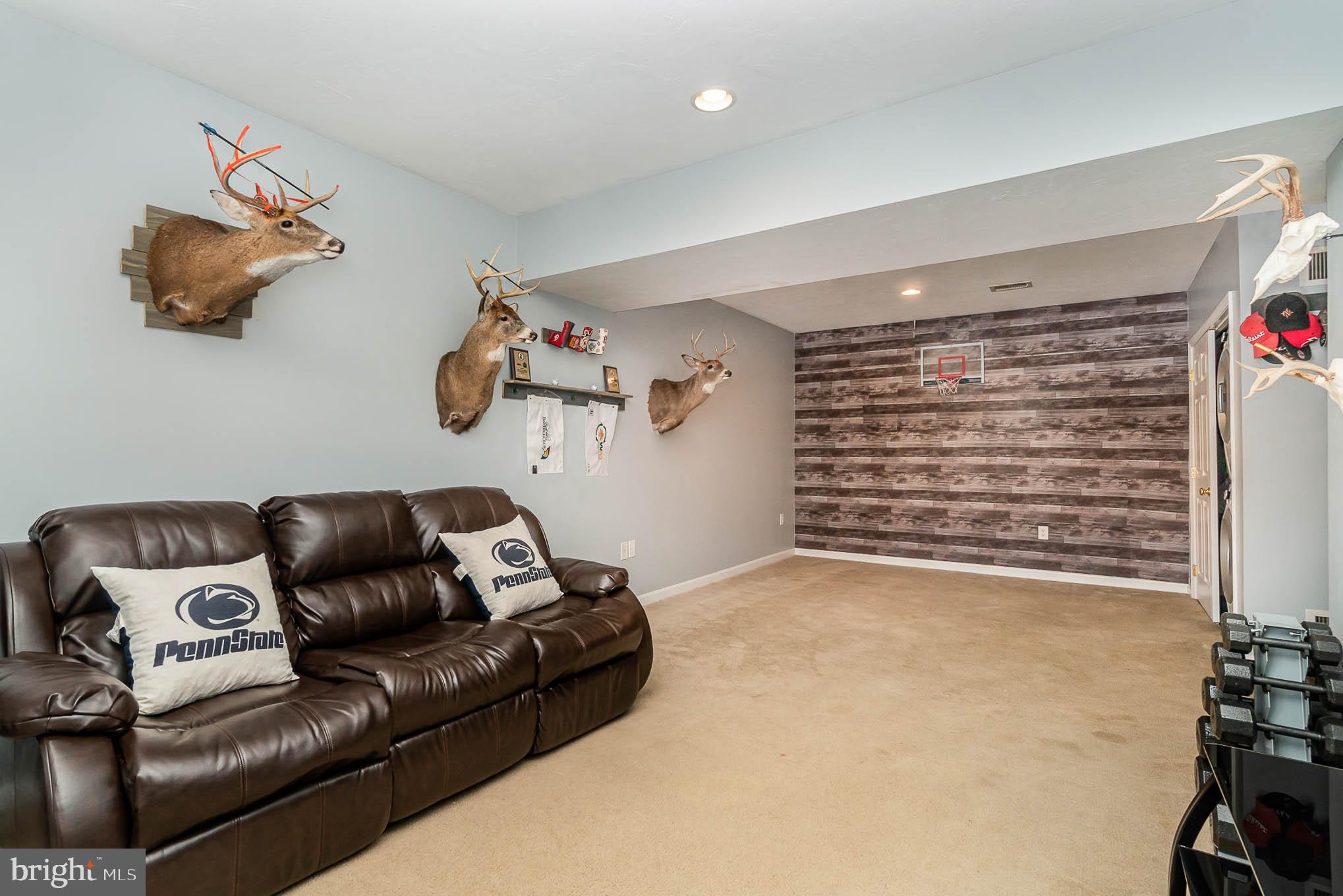 7703 Gnatstown Road Hanover, PA 17331 - Photo 23 of 41