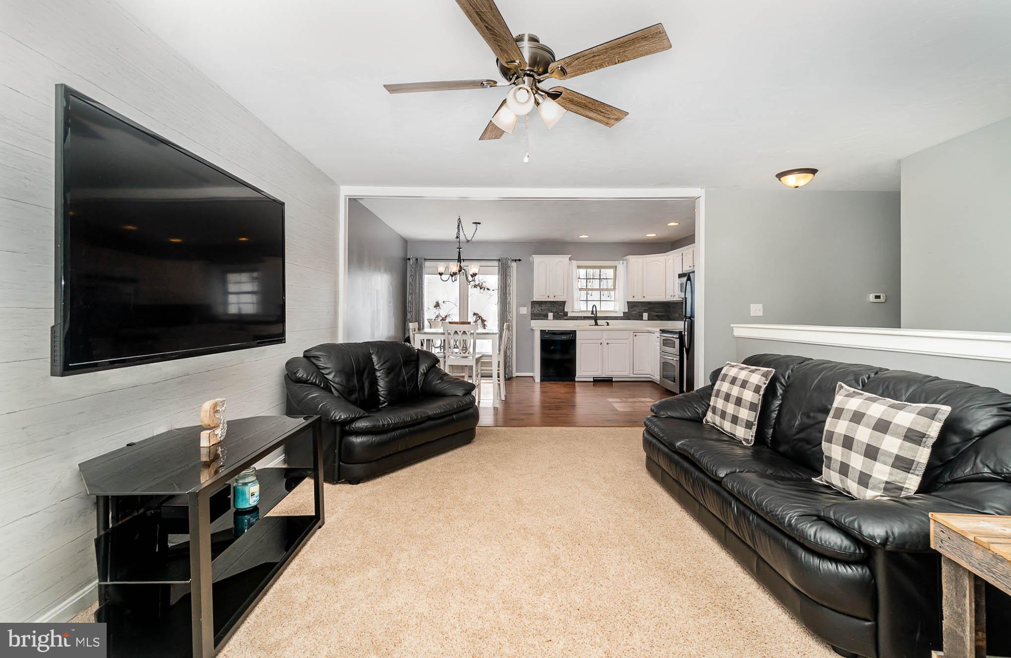7703 Gnatstown Road Hanover, PA 17331 - Photo 6 of 41