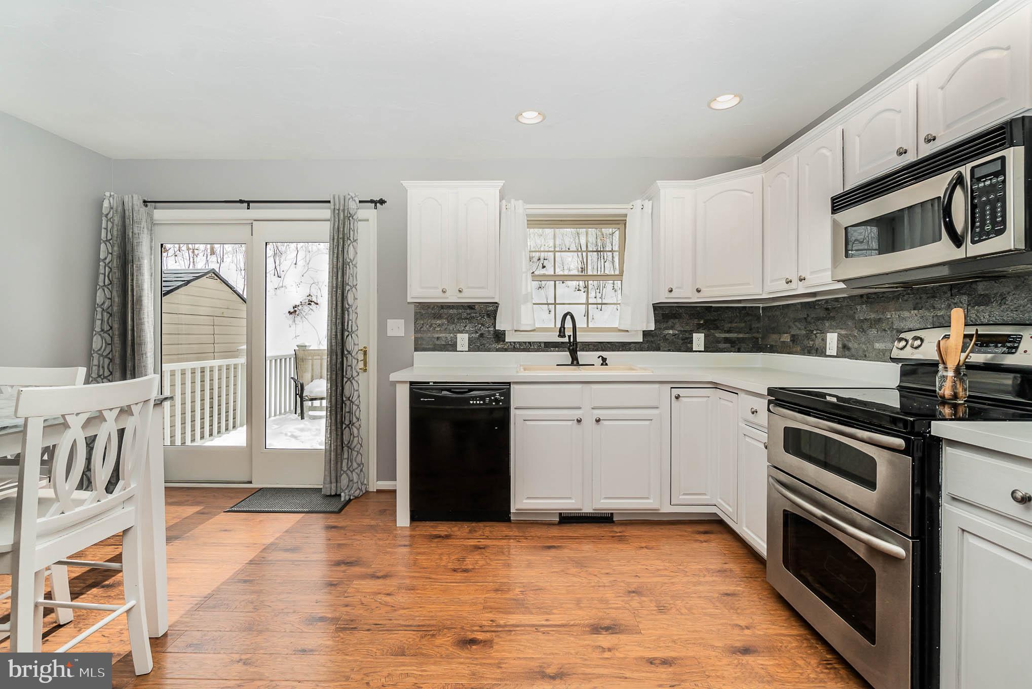 7703 Gnatstown Road Hanover, PA 17331 - Photo 9 of 41