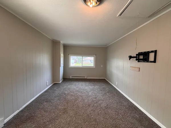 $192,000 | 3312 Maple Lane, Hazel Crest, IL 60429