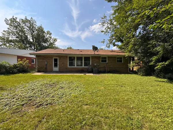 $192,000 | 3312 Maple Lane, Hazel Crest, IL 60429