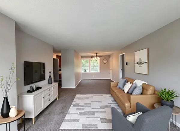 $192,000 | 3312 Maple Lane, Hazel Crest, IL 60429