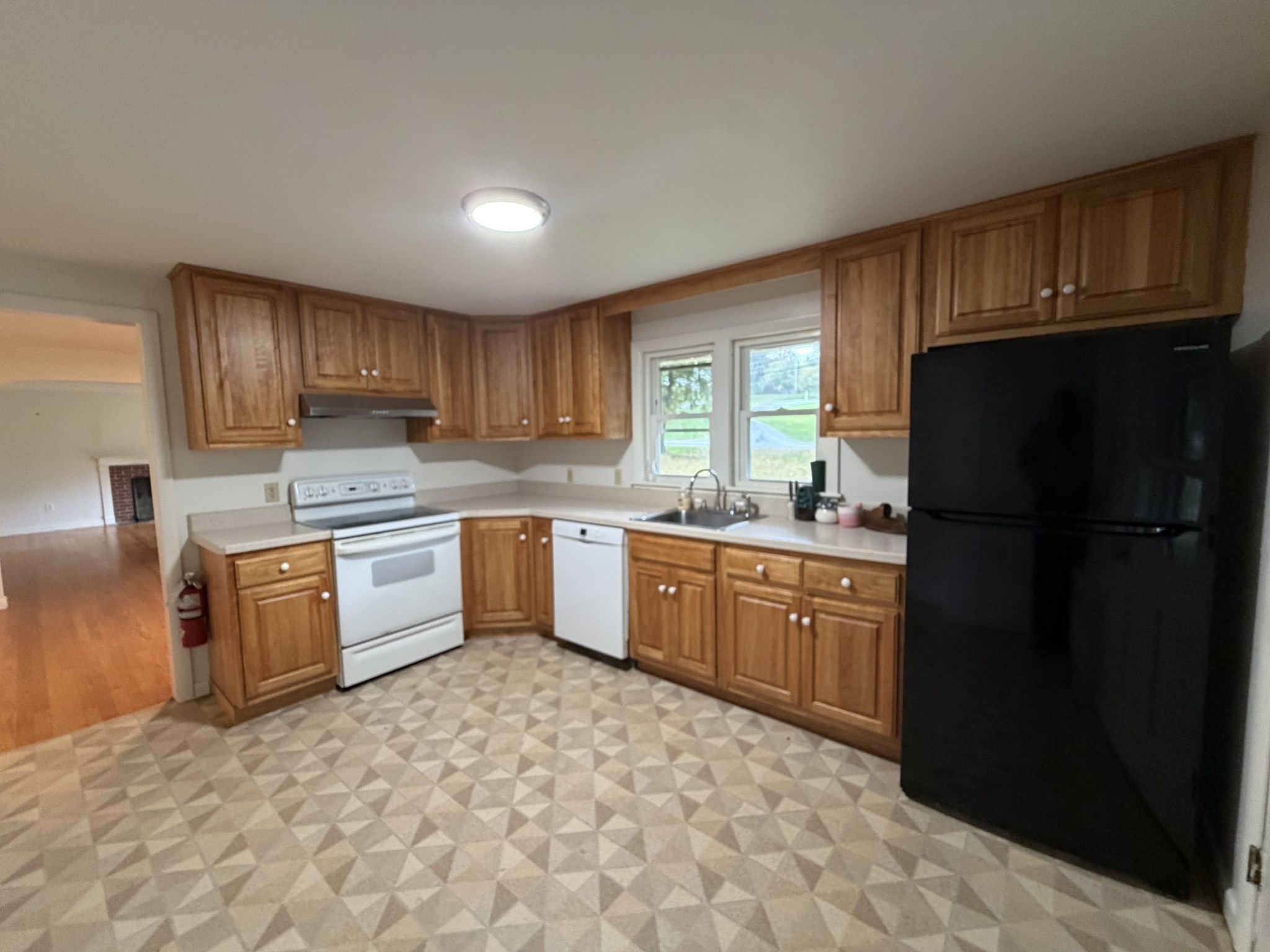 602 Bernardston Road Greenfield, MA 01301 - Photo 8 of 24 Gallery Image 8