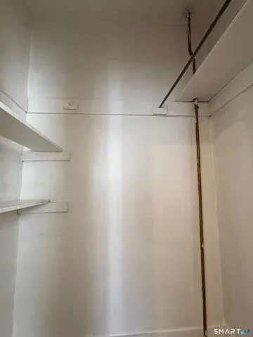 $1,400 | 36 Walnut Street, Unit 2, Middletown, CT 06457