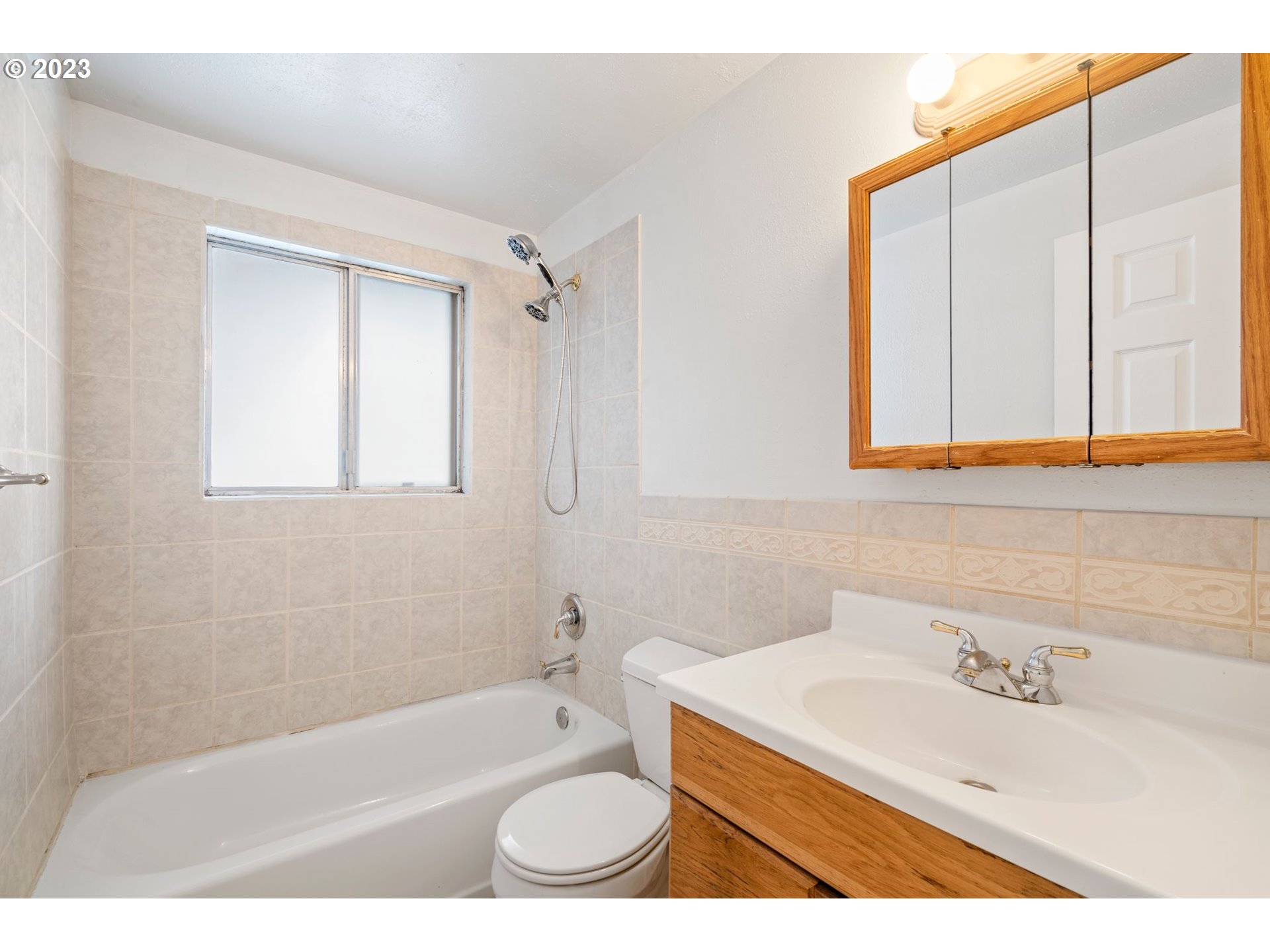 2207 Northeast 23rd Street Gresham, OR 97030 - Photo 16 of 26 Bathroom