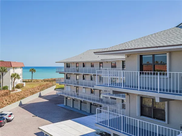 $425,000 | 5300 Florida A1A, Unit 403, Vero Beach, FL 32963