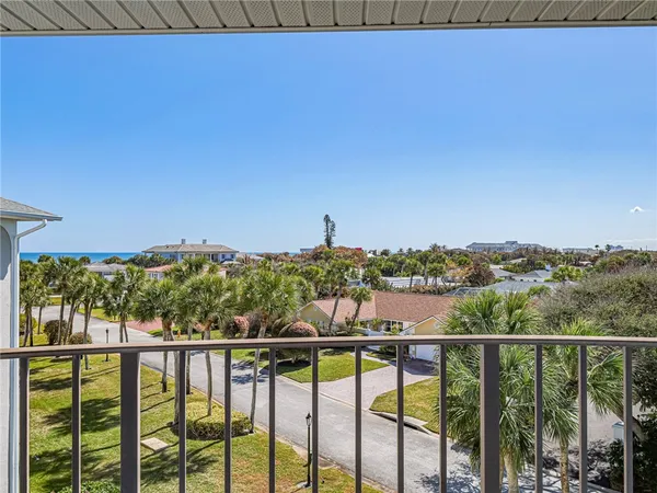 $425,000 | 5300 Florida A1A, Unit 403, Vero Beach, FL 32963